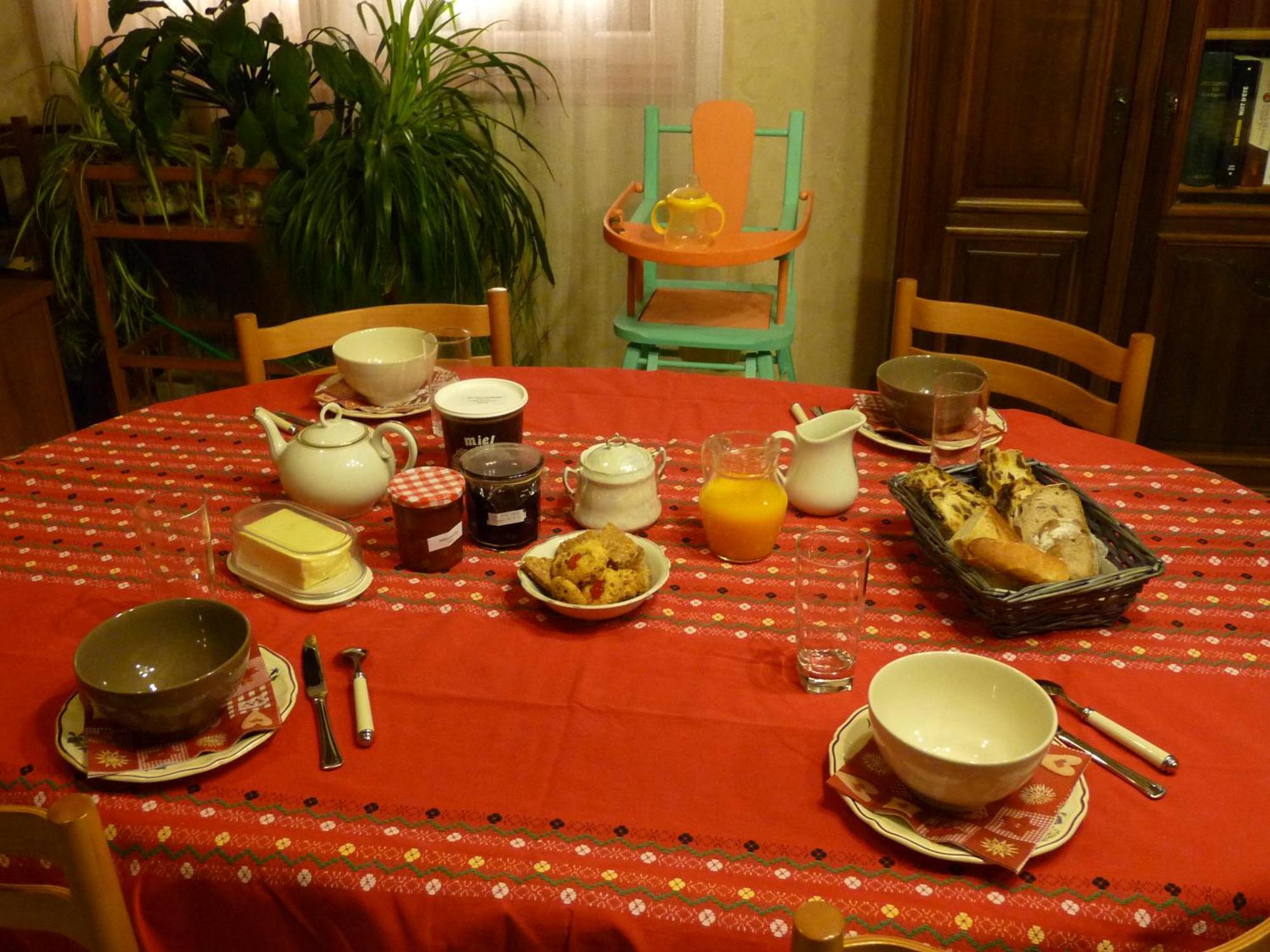 Bed and Breakfast Au Val Des Meuris Taintrux Экстерьер фото